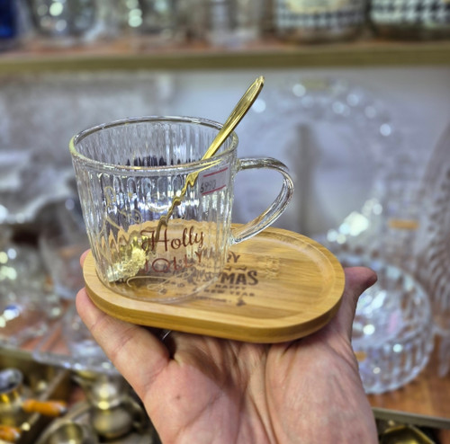 ماگ شیشه ای با زیر چوبی